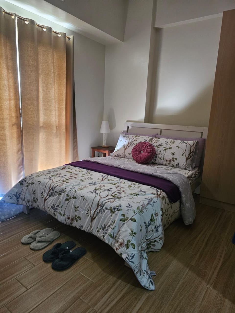 Your Space - 6J Bed and Breakfast in Iloilo City