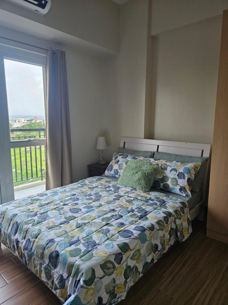 Your Space - 6J Bed and Breakfast in Iloilo City