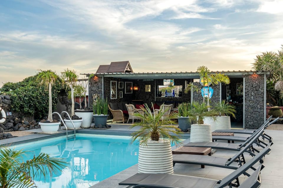 Patio, Garden, Lounge or bar, Garden view, Swimming pool