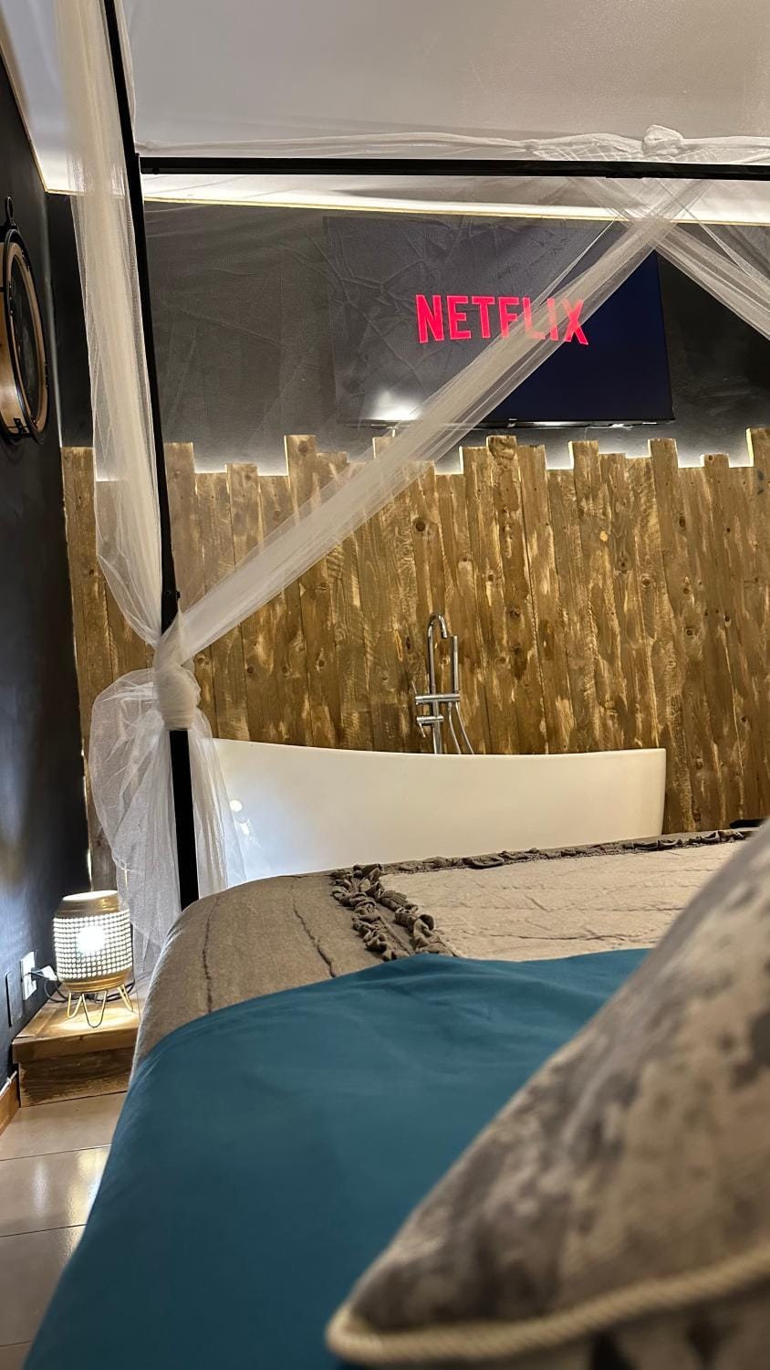 Esclusive Spa Suite Apartment in Comacchio