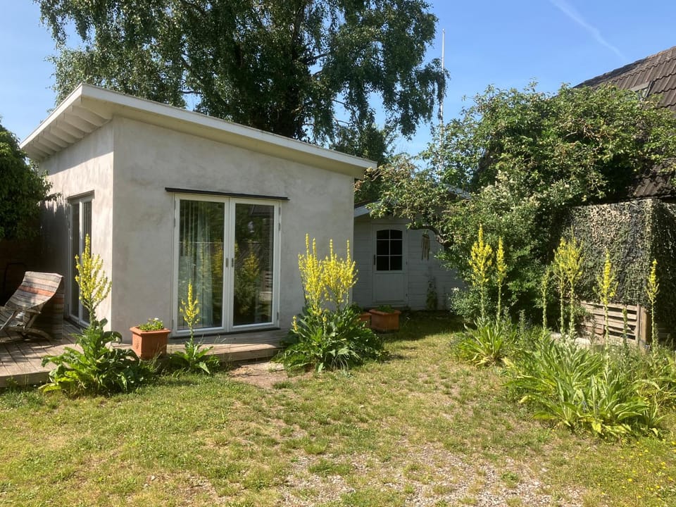Property building, Garden