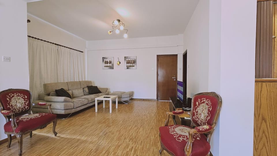 Communal lounge/ TV room, Living room