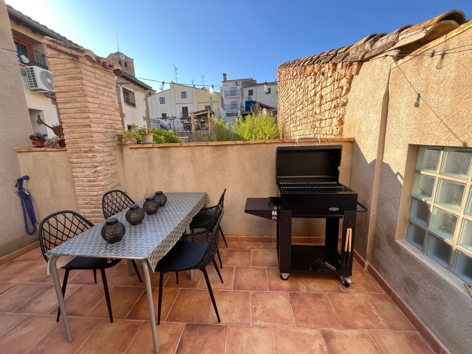 BBQ facilities, Balcony/Terrace