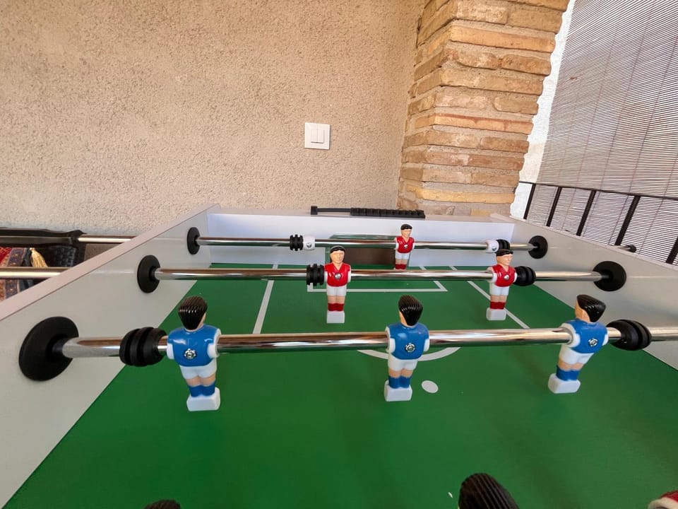 Game Room, Balcony/Terrace