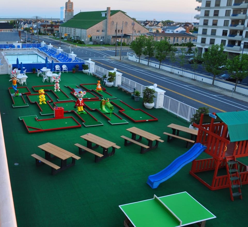 Summer, Children play ground, Minigolf, Sunset
