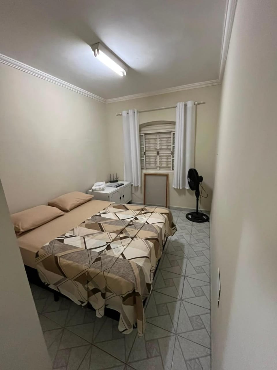 Apto 1 com varanda em Aparecida 5min do Santuário Nacional Apartment in State of São Paulo