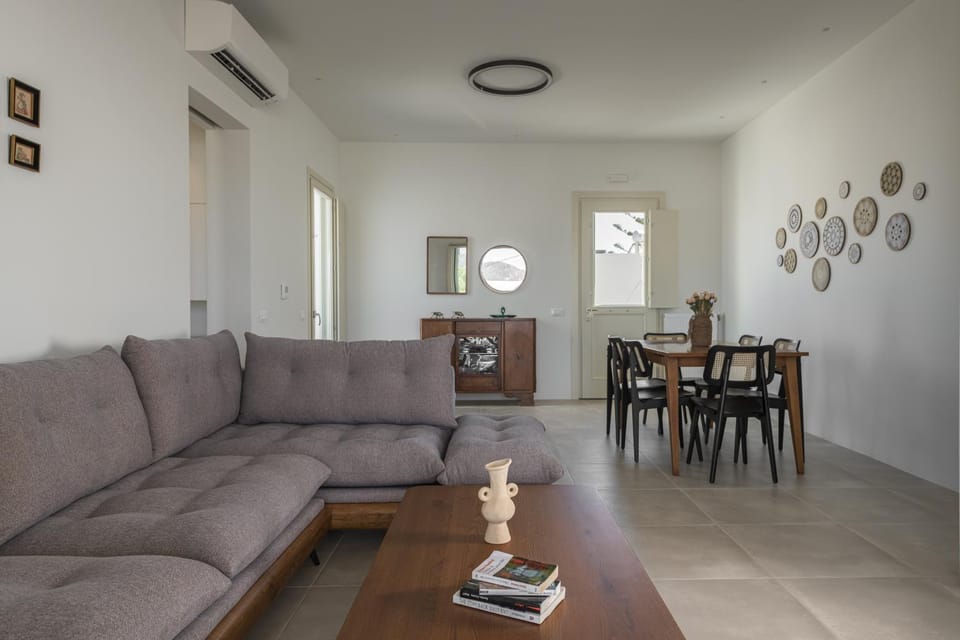 Azimuth Houses Apartment in Pollonia