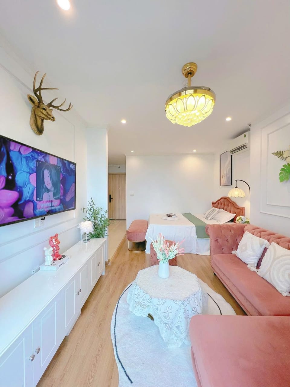 Chips Homestay - B2116 Apartment in Vietnam