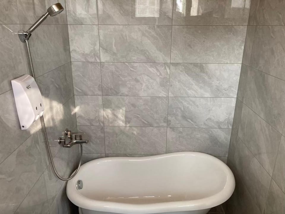 Bathroom, Bath