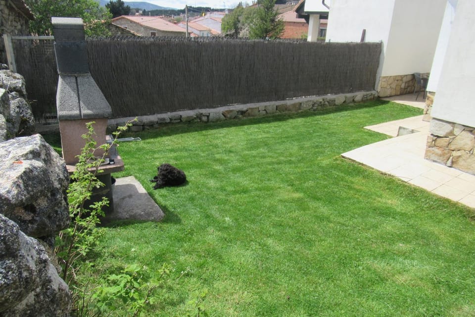 El Huerto de Pipo Country House in Extremadura, Spain