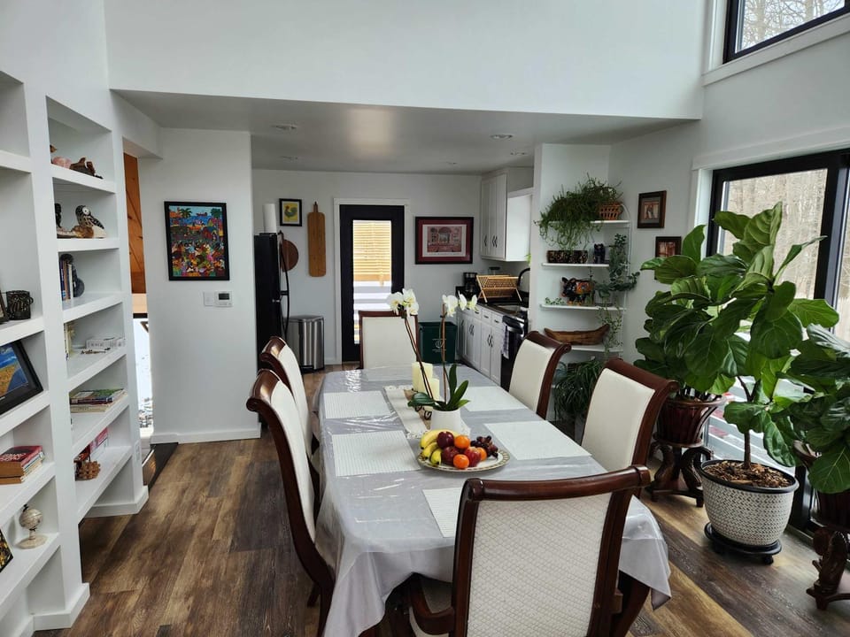 the Sugar Cube, a stunning, spacious, and modern villa with an orchard maze House in Finger Lakes