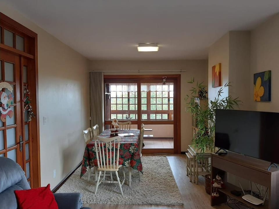 TV and multimedia, Dining area