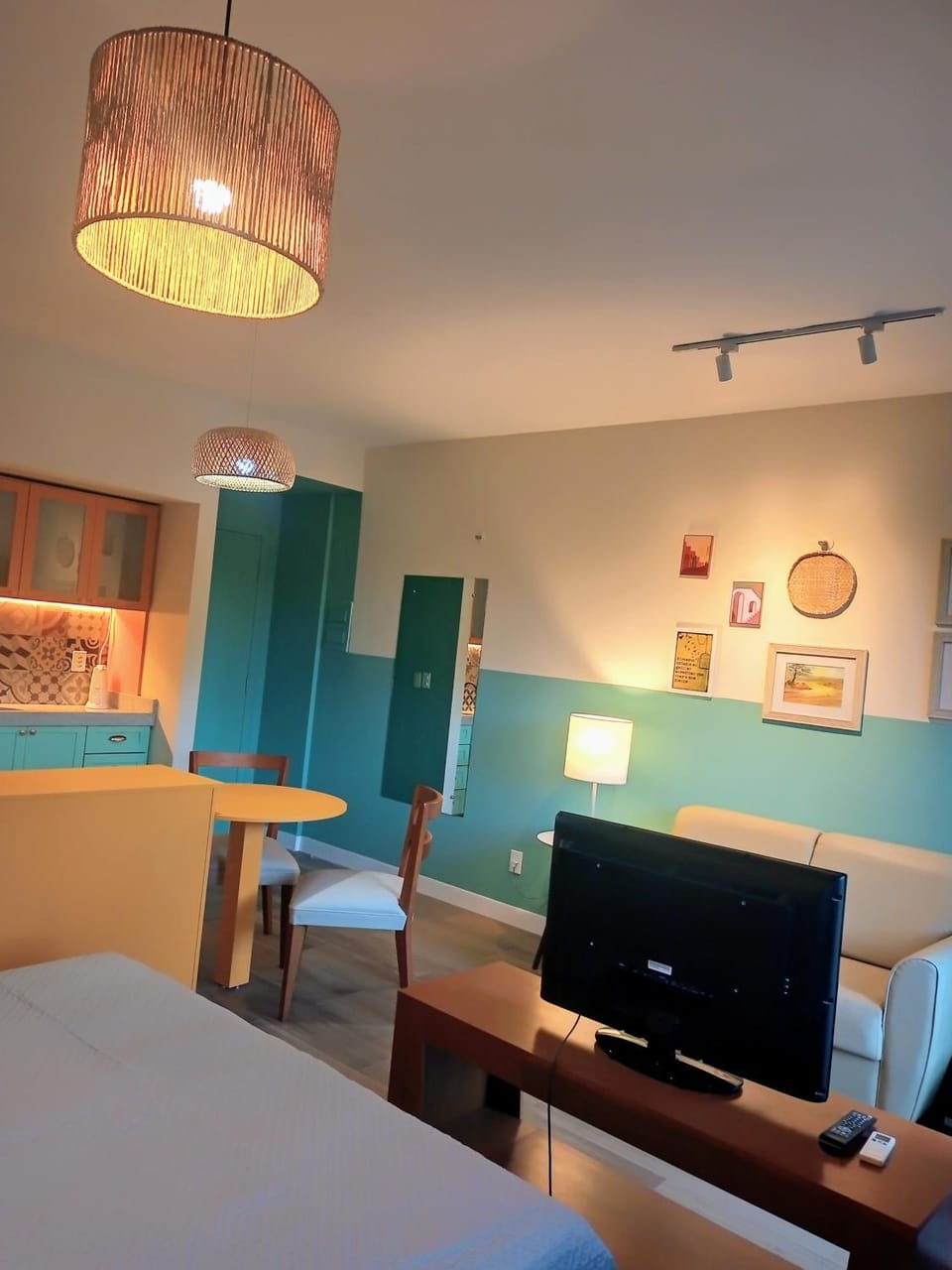 Photo of the whole room