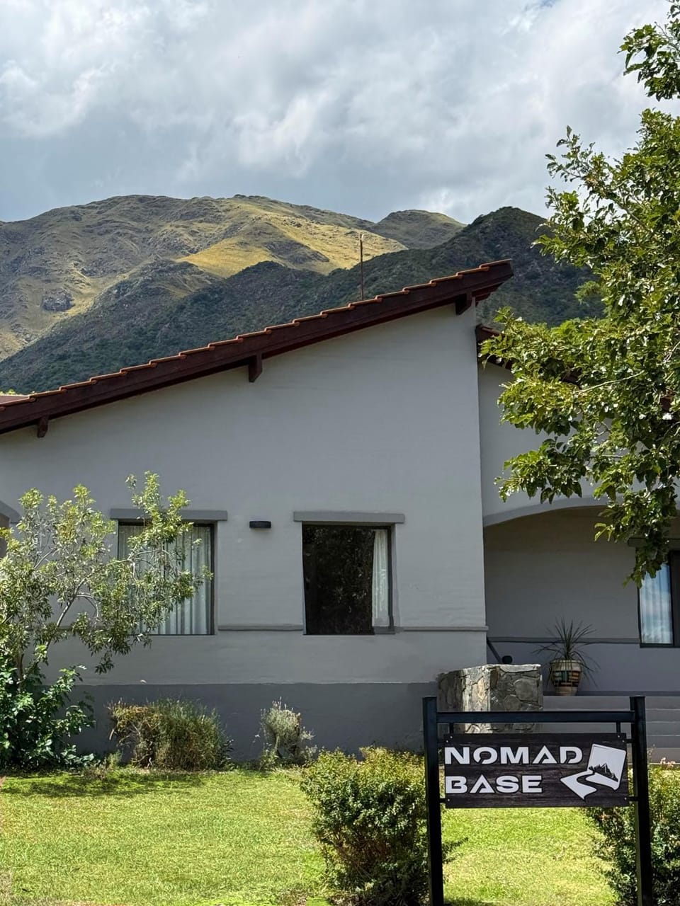 Property building, Property logo or sign, Mountain view