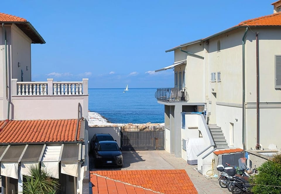 View (from property/room), View (from property/room)