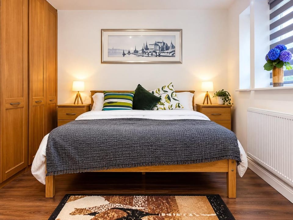 Bed, wardrobe