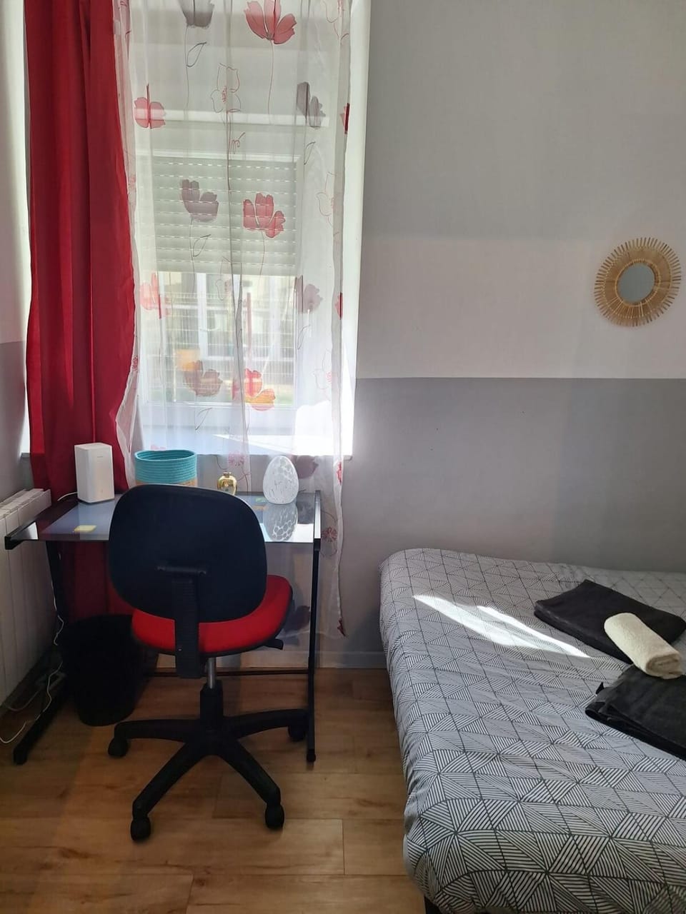 Seating area, Bedroom
