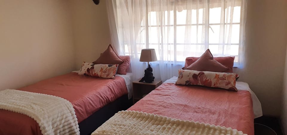 Kulanka Lodge Villa in Gauteng