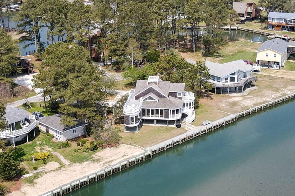 Charlotte's Morning Sun - Unobstructed Water Views! House in Chincoteague Island