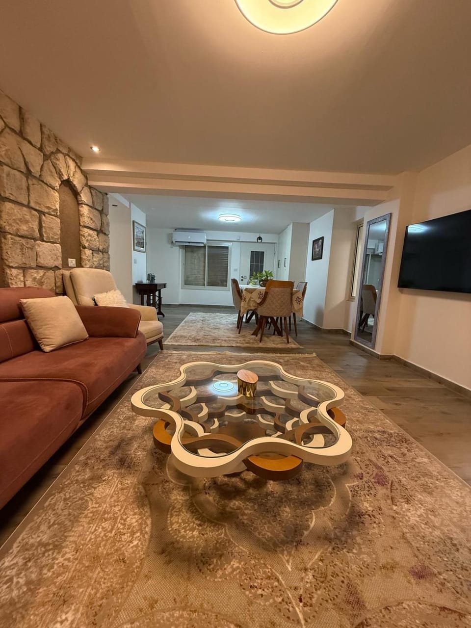 TV and multimedia, Seating area
