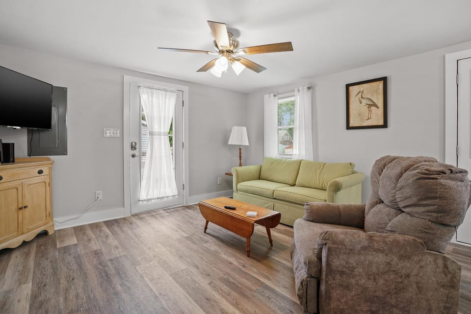 Fisherman's Cottage - Charming cottage close to town! House in Chincoteague Island