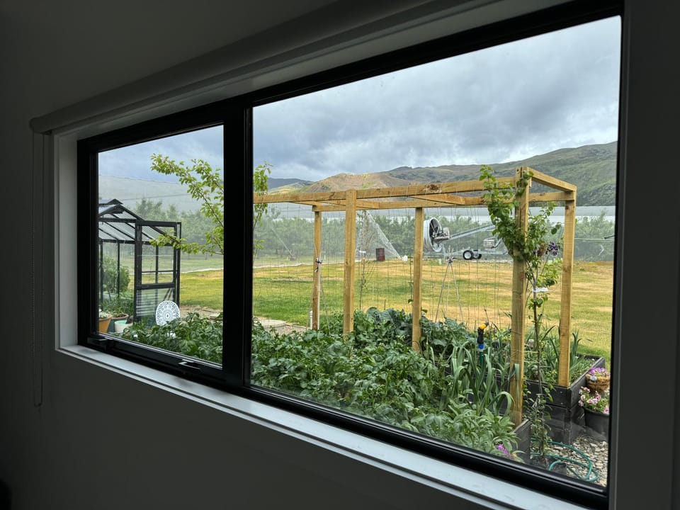 Comfortable Barn Stay on Private Rural Property in Cromwell Bed and Breakfast in Otago