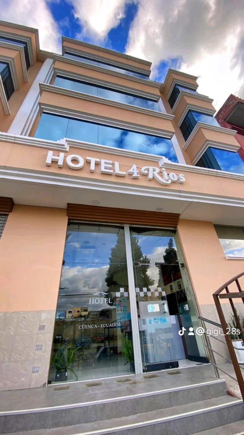 Property building, Street view