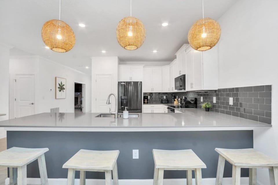 Brand New Storey Lake 10 Bedroom Villa with Pool House in Kissimmee