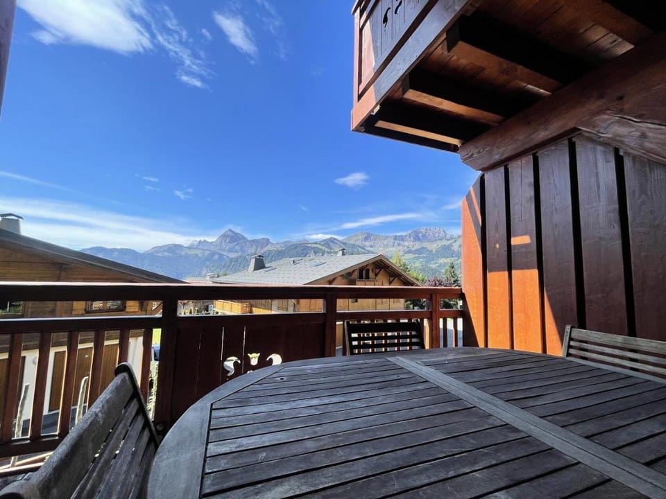 Résidence Les Logis De Bellecombe - Appartement de charme proche des pistes et du centre MAE-5251 Apartment in Notre-Dame-de-Bellecombe