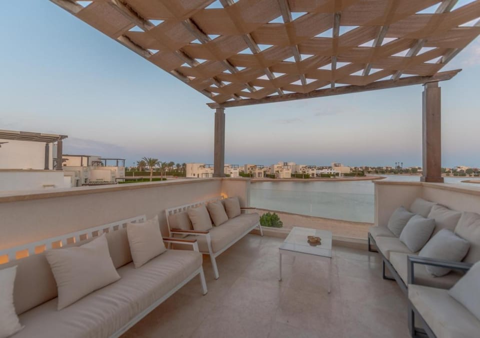 4BR Cyan Dream Villa I Pool Lagoon & Sauna Villa in Red Sea Governorate