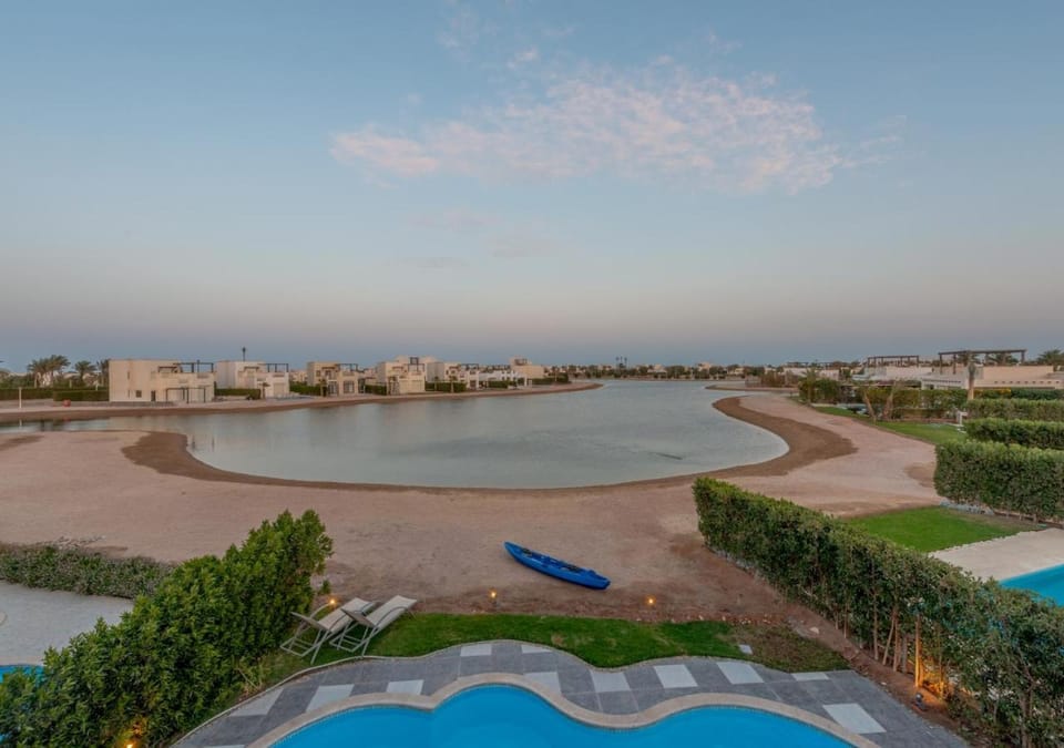 4BR Cyan Dream Villa I Pool Lagoon & Sauna Villa in Red Sea Governorate