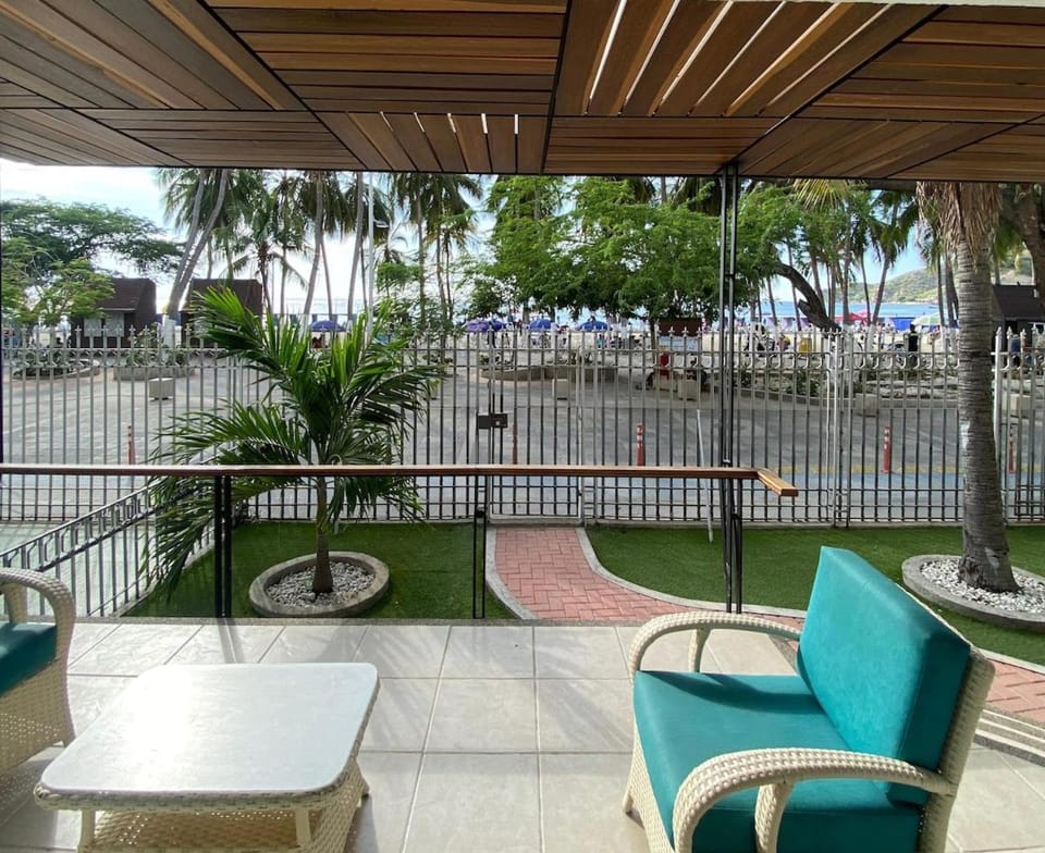 Beach front paradise Rodadero Apartment in Gaira