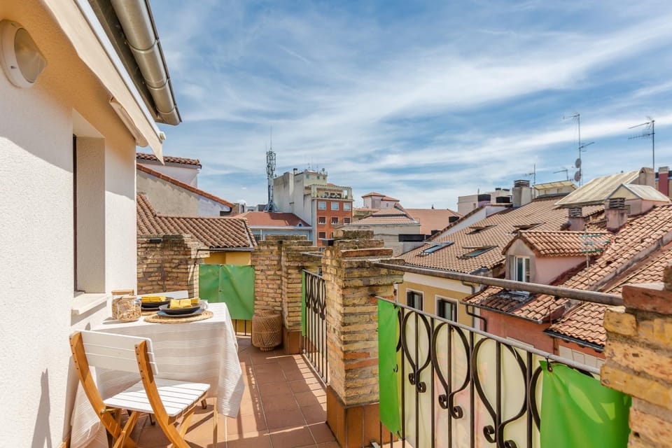 Day, View (from property/room), Balcony/Terrace, City view
