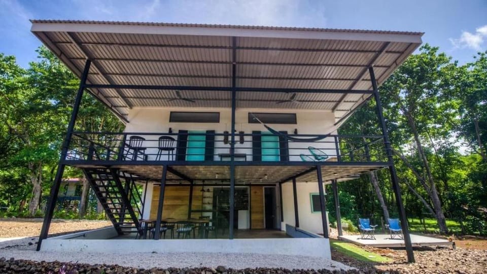 Casa Del Oeste, Playa Avellanas Beach House House in Guanacaste Province