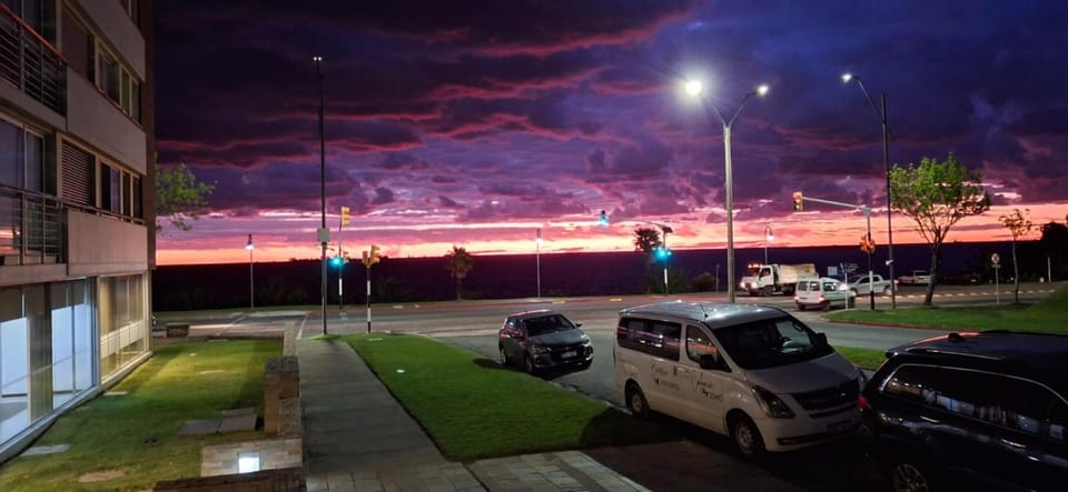 Apartamento en Altos del Virrey con vista al mejor atardecer Apartment in Uruguay