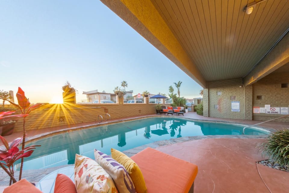 BBQ facilities, Seating area, Swimming pool, Sunset, towels