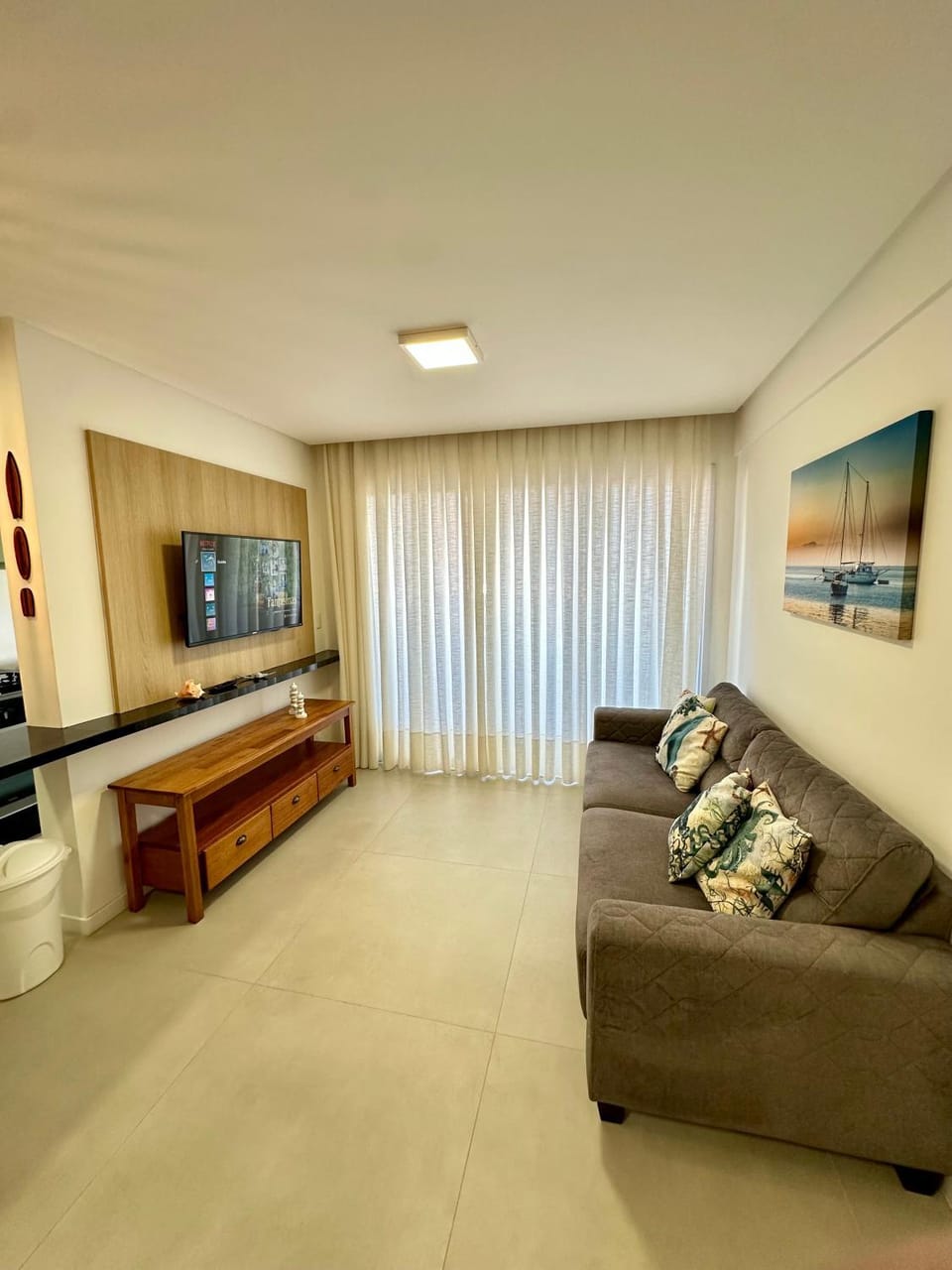 Lindo apartamento 150 metros do mar 2 quartos Nassau Apartment in Bombinhas