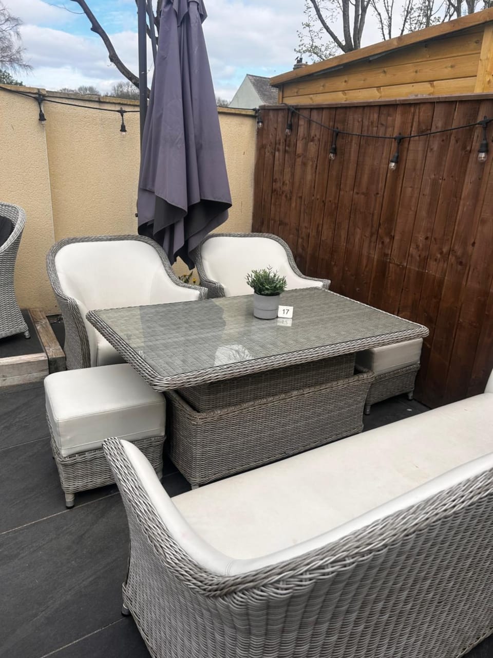 Sleeps 7, entire apartment,with restaurant next door Apartment in Metropolitan Borough of Gateshead