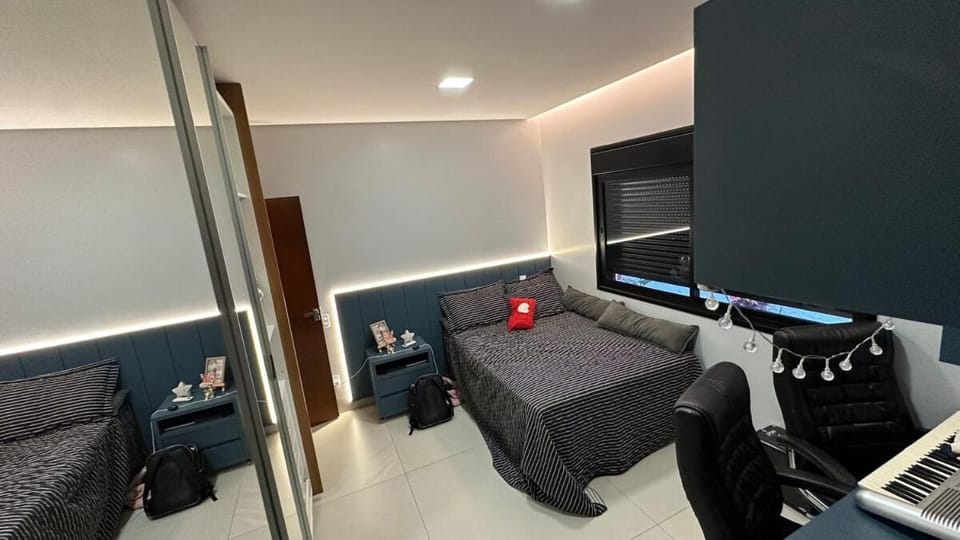 Casa de luxo em condomínio House in Goiania