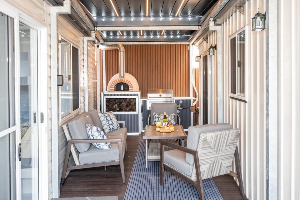 Patio, Balcony/Terrace