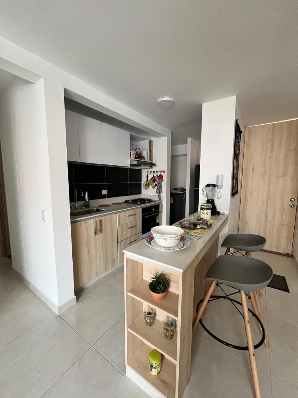 Kitchen or kitchenette