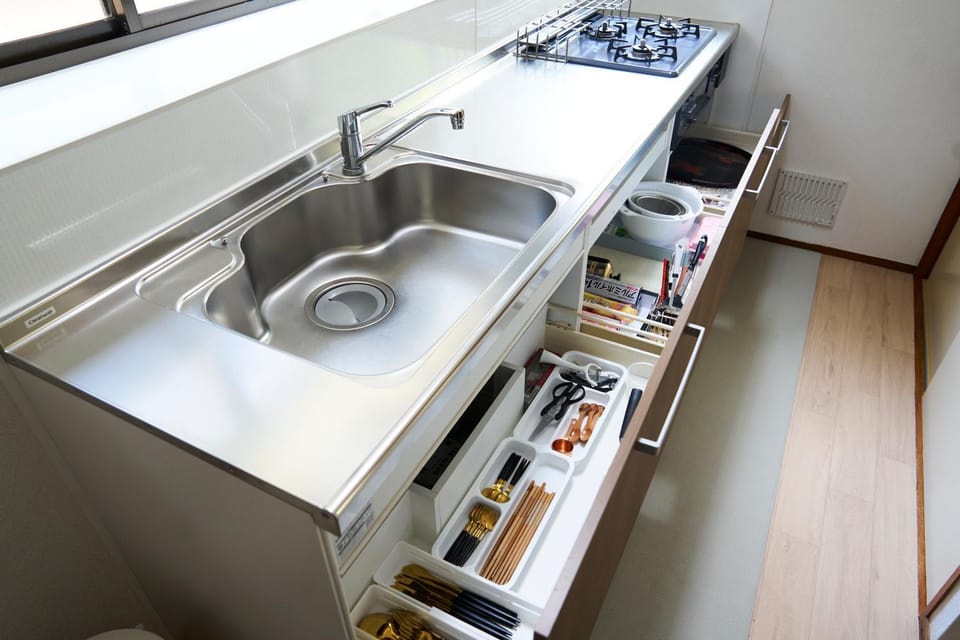 Kitchen or kitchenette