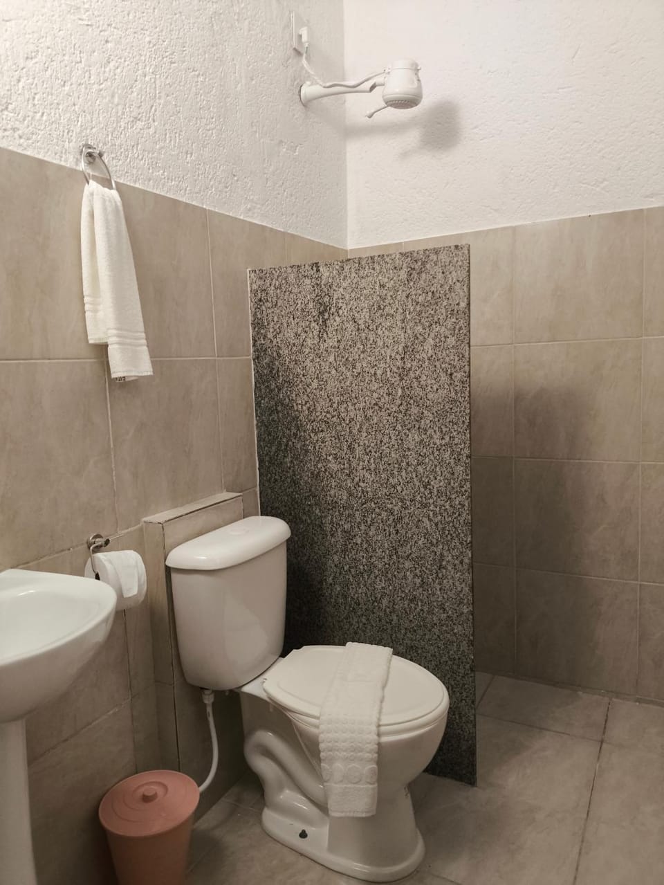 Residencial Girassol Outeiro Bed and Breakfast in Porto Seguro