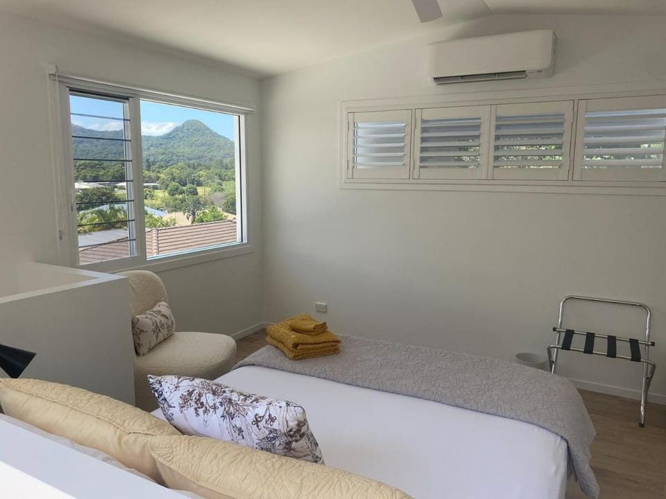 Tallowood Ridge Birdhouse Apartment in Mullumbimby