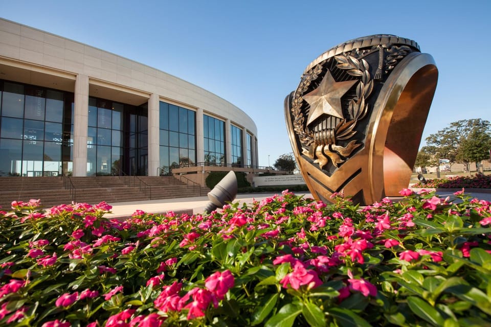 Near Kyle Field - Cottage Close to Campus House in College Station