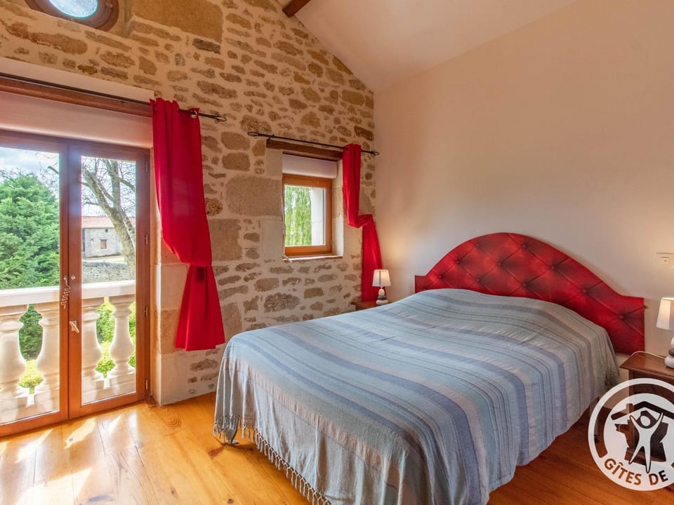Gîte charmant à Saint-Georges près de Doué-en-Anjou - FR-1-622-98 House in Pays de la Loire
