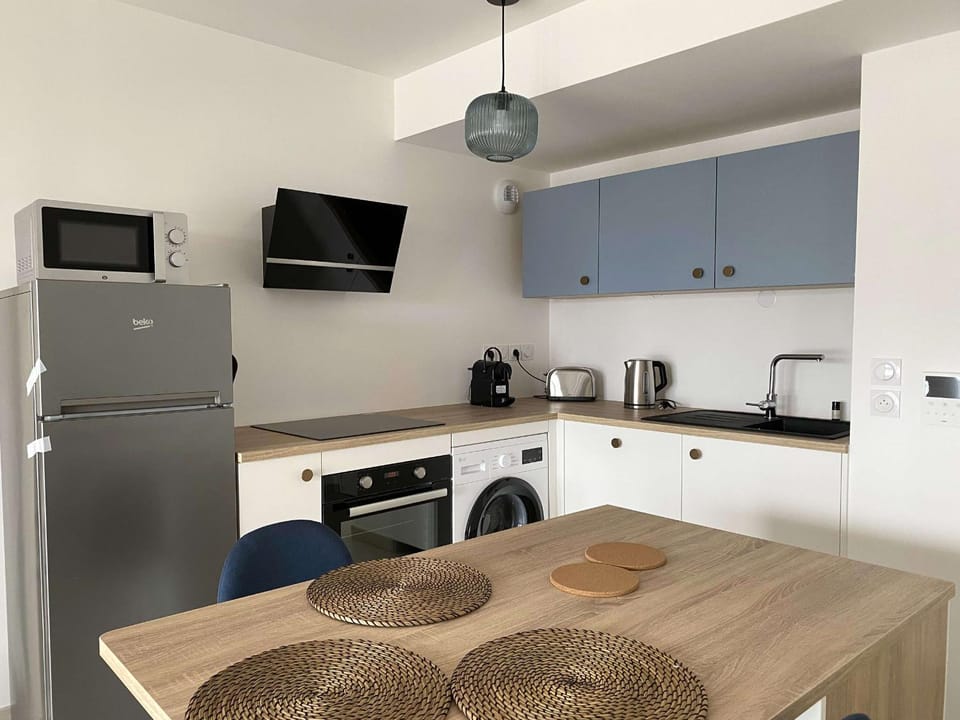 Bel appartement T2 avec terrasse privative et parking à Balaruc-les-Bains - FR-1-553-299 Apartment in Balaruc-les-Bains