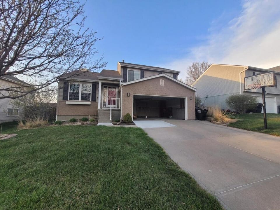 Nice and quiet neighborhood House in Nebraska