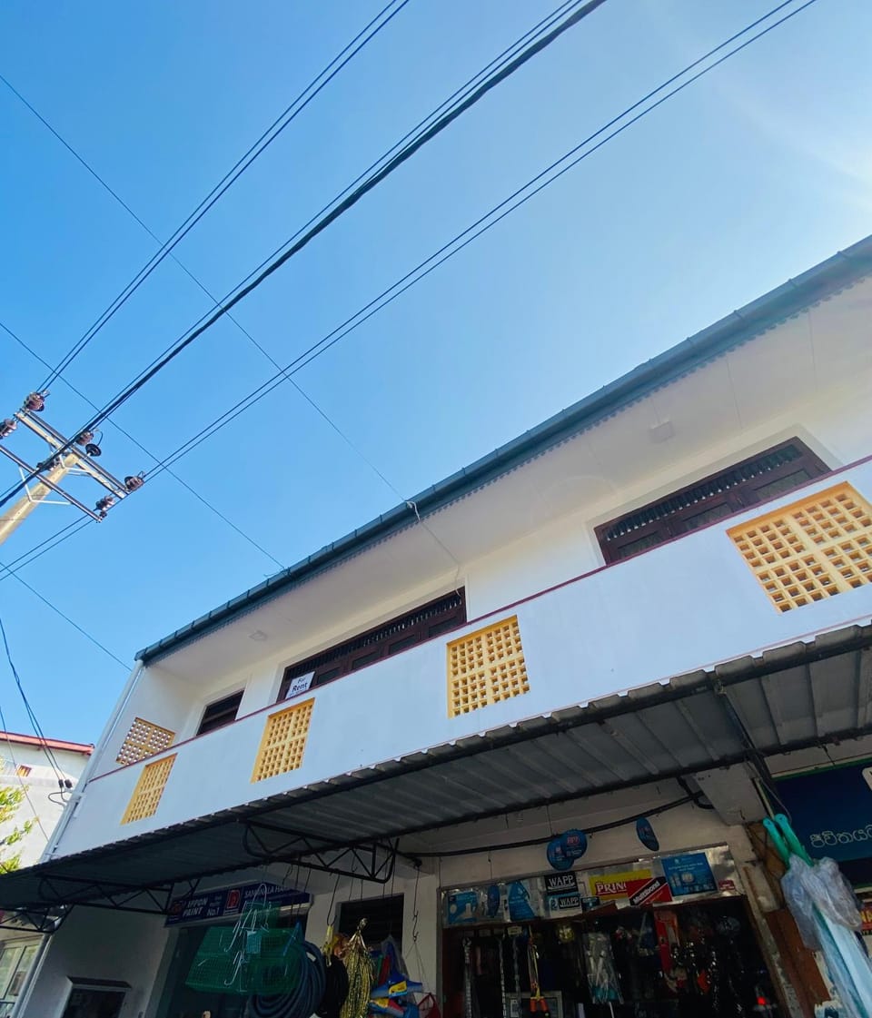 Alwis Place Apartment in Hikkaduwa