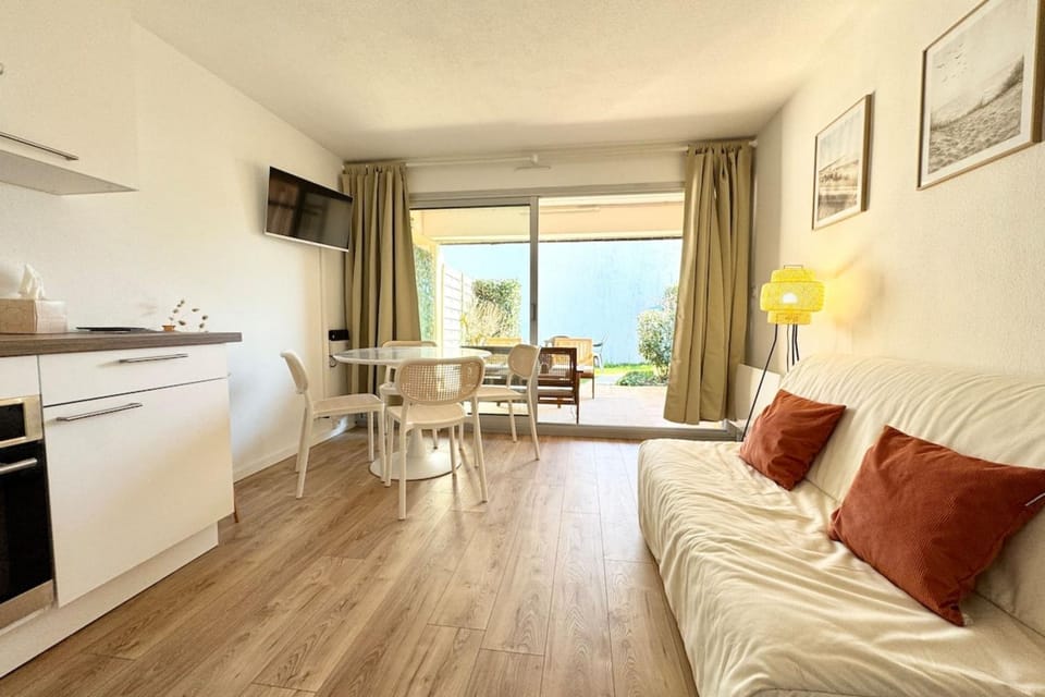 Lovely T2 - Terrasse & jardin - 50m des plages Apartment in Brittany
